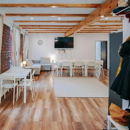 Kali Host Home Away From Home Targu-Mures Bagian luar foto