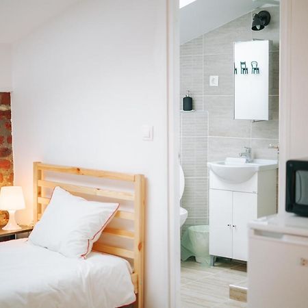 Kali Host Home Away From Home Targu-Mures Bagian luar foto