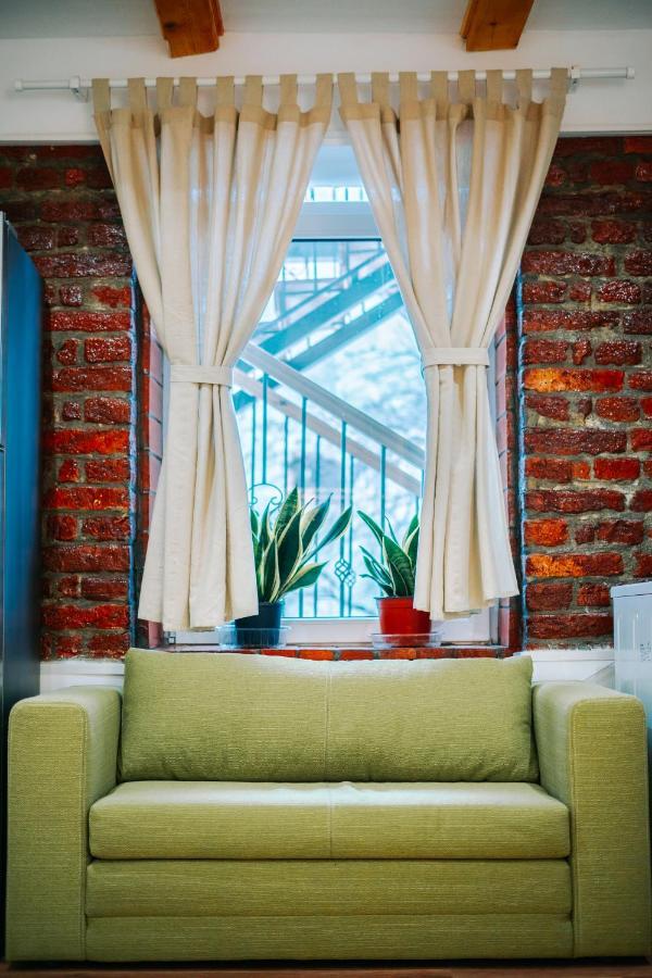 Kali Host Home Away From Home Targu-Mures Bagian luar foto