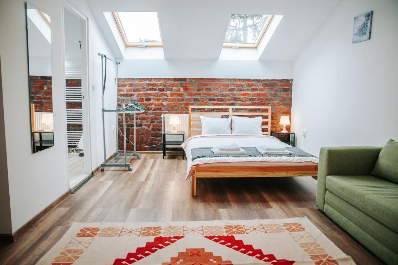Kali Host Home Away From Home Targu-Mures Bagian luar foto