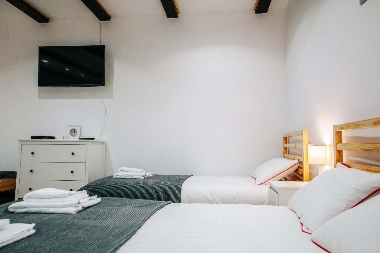 Kali Host Home Away From Home Targu-Mures Bagian luar foto