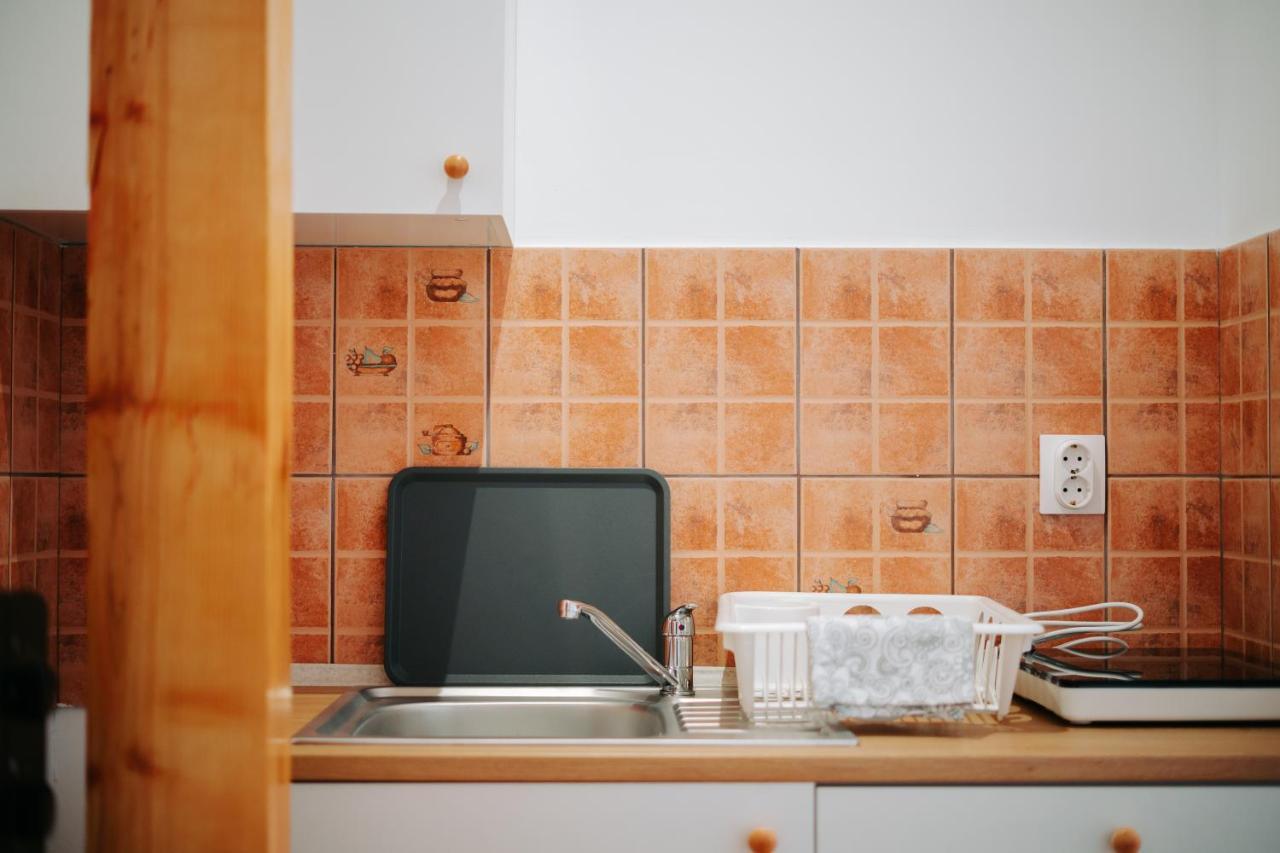 Kali Host Home Away From Home Targu-Mures Bagian luar foto