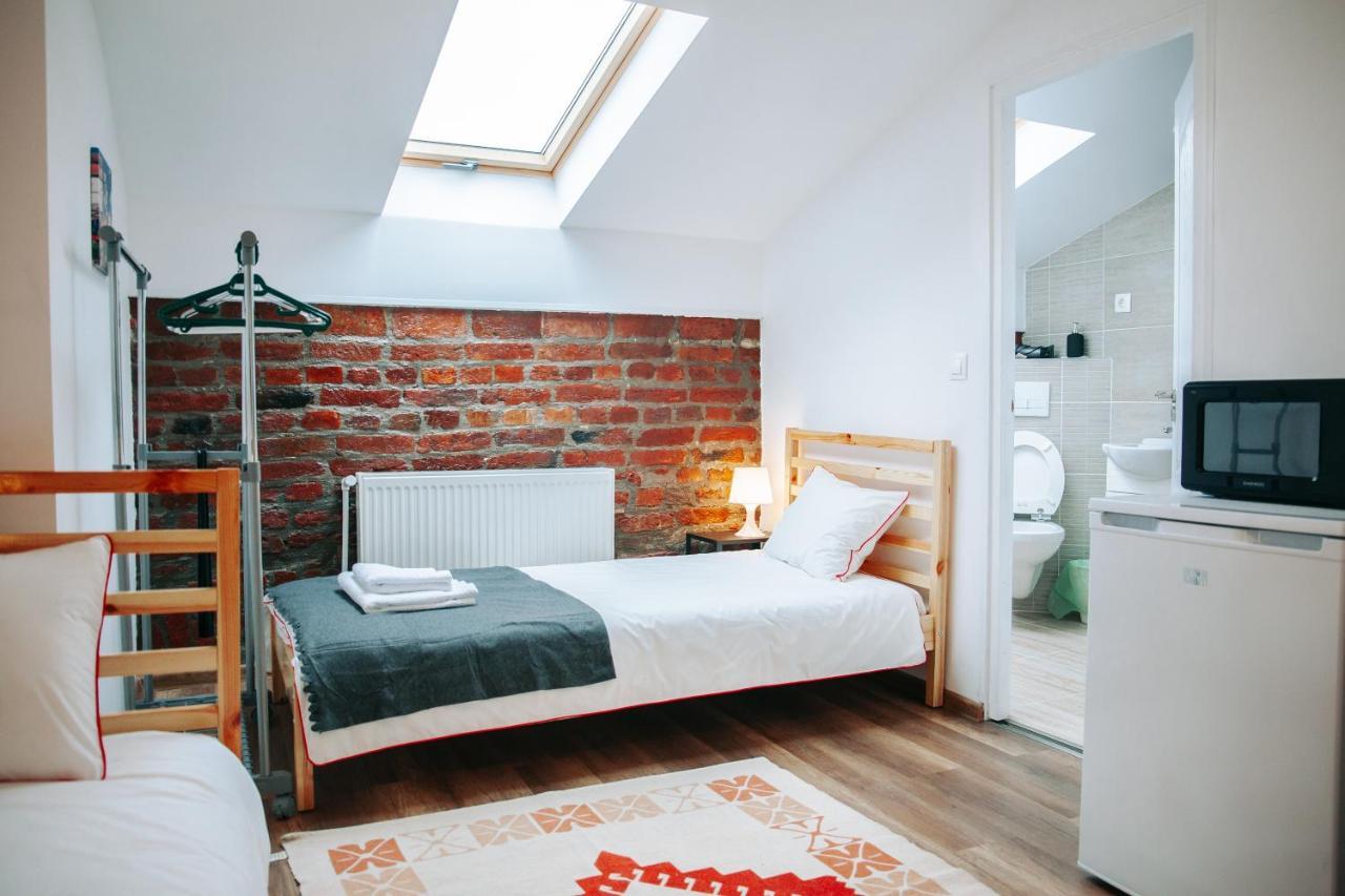 Kali Host Home Away From Home Targu-Mures Bagian luar foto