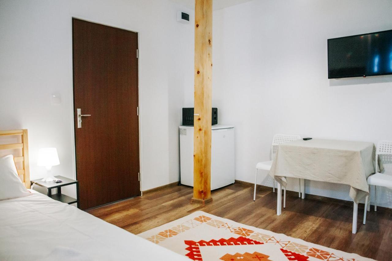 Kali Host Home Away From Home Targu-Mures Bagian luar foto