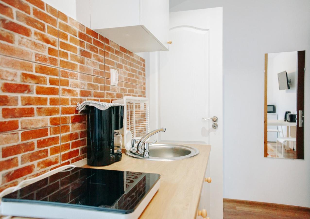 Kali Host Home Away From Home Targu-Mures Bagian luar foto