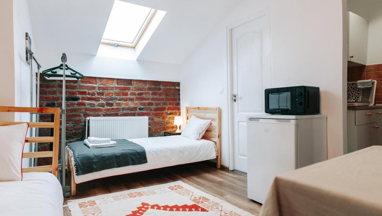 Kali Host Home Away From Home Targu-Mures Bagian luar foto